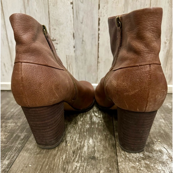 Cole Haan Nike Air carmel color leather ankle boots size 9b - Picture 3 of 8